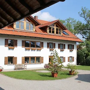 Apartment Michlhof, Oberostendorf